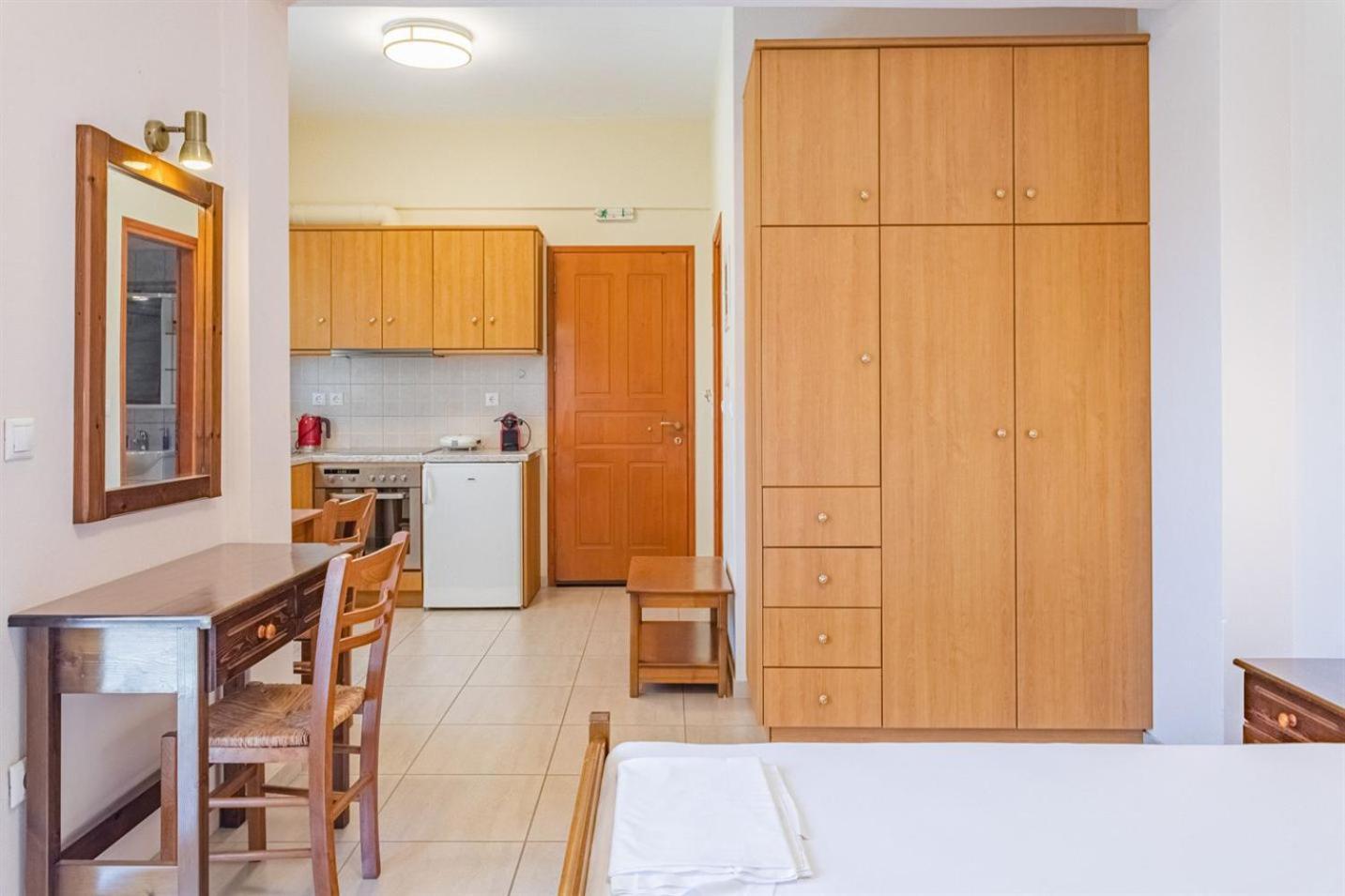 Vasiliki Apartments Ступа Екстериор снимка