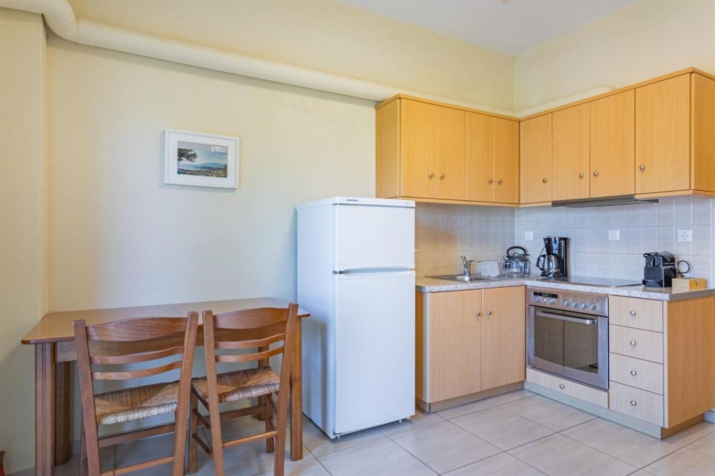 Vasiliki Apartments Ступа Екстериор снимка