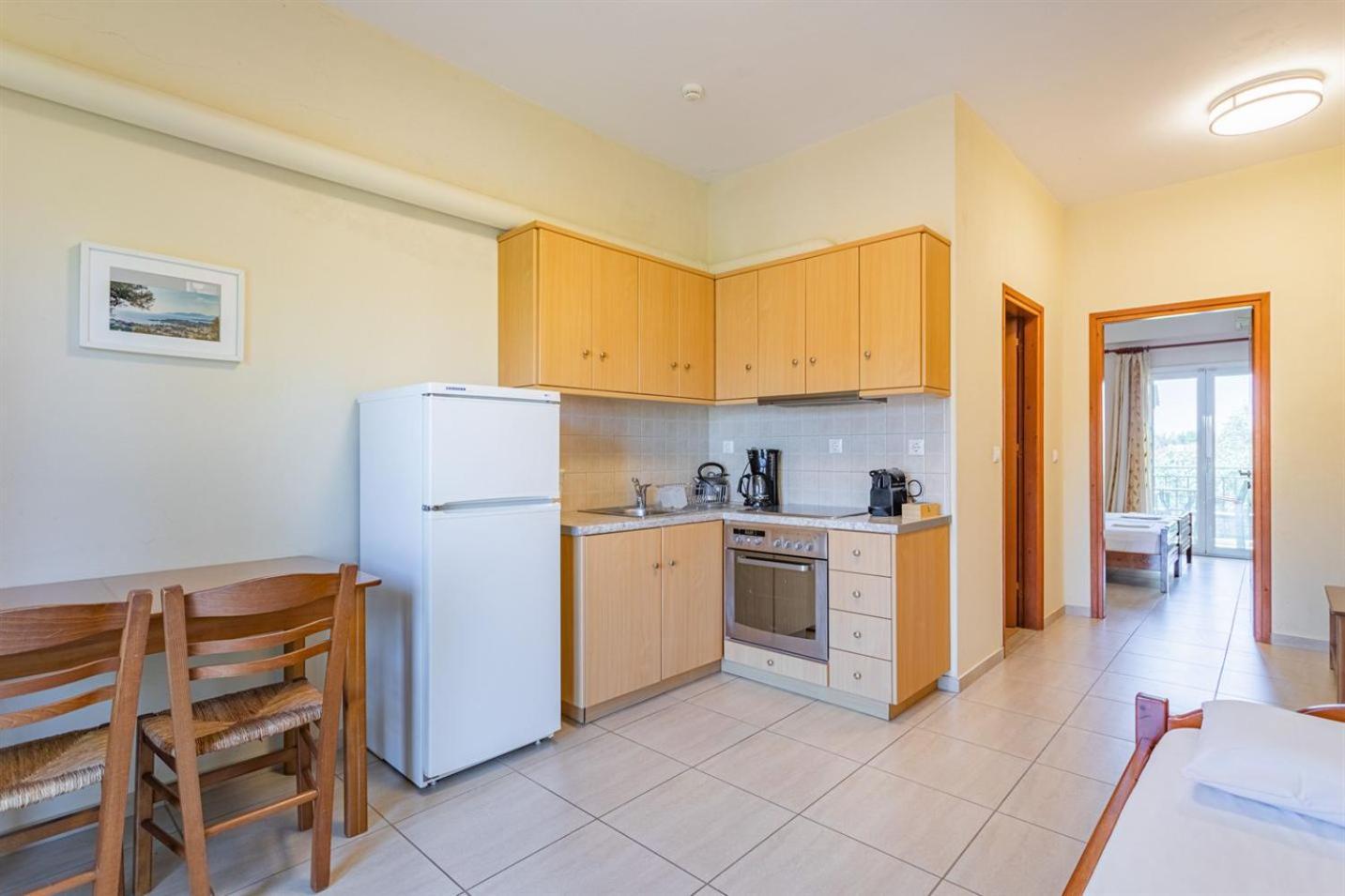 Vasiliki Apartments Ступа Екстериор снимка